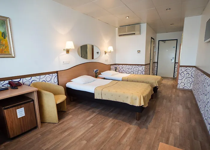 赫斯特苏斯酒店